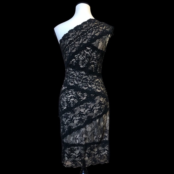 🎀🎉BEBE One Shoulder Lace Overlay Dress🎉🎀 - Picture 7 of 10
